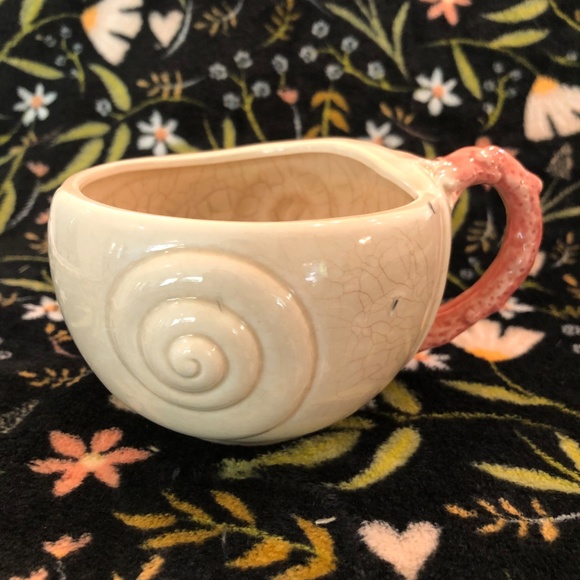 Fitz and Floyd "Group of Oceana plates and mugs" - Picture 5 of 6